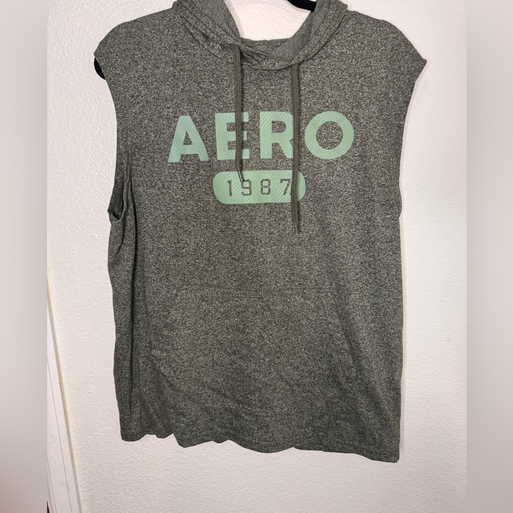 AERO Sleeveless ‎ Hoodie